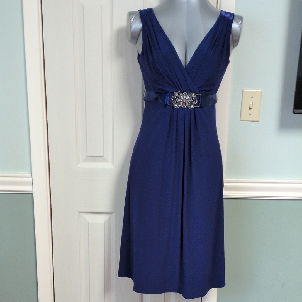 Scarlett Nite Royal purple V-Neck Midi Dress with Jeweled Waist